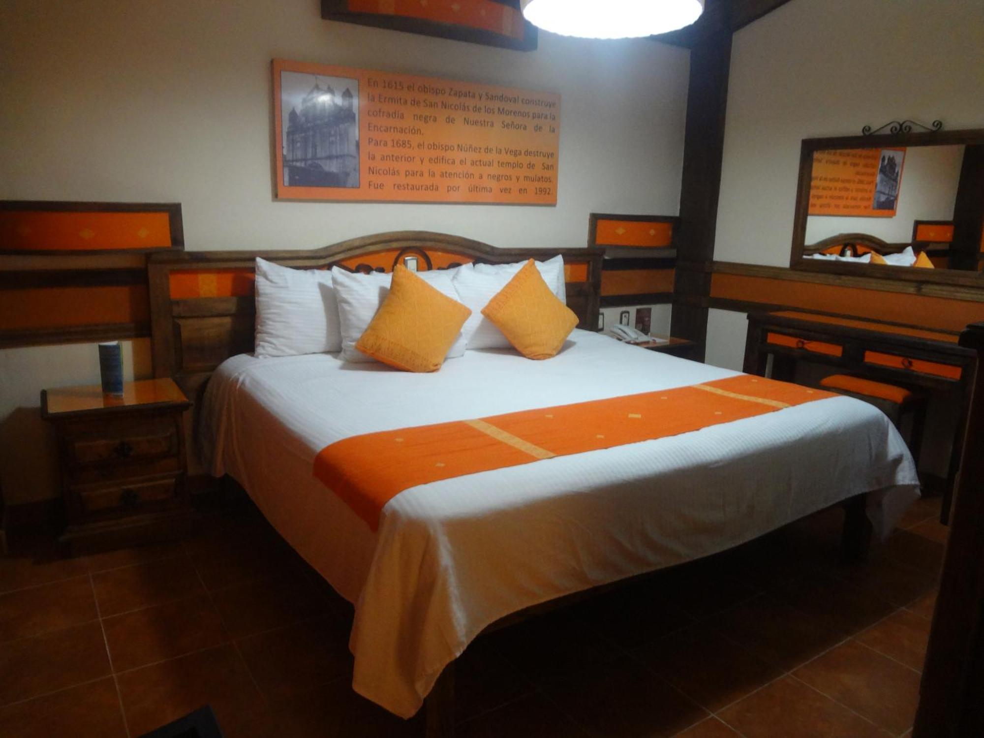 Nuestras Raices Hotel - Museo - Restaurante San Cristóbal de Las Casas Extérieur photo